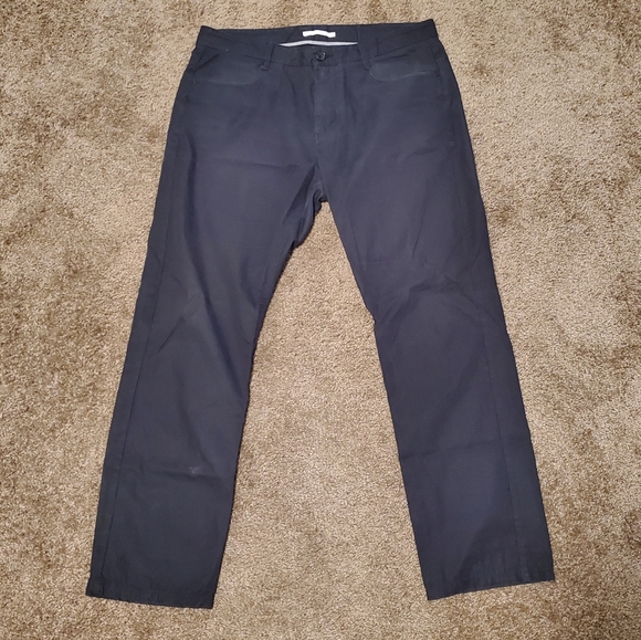 Calvin Klein Other - Calvin Klein Body Fit Pants